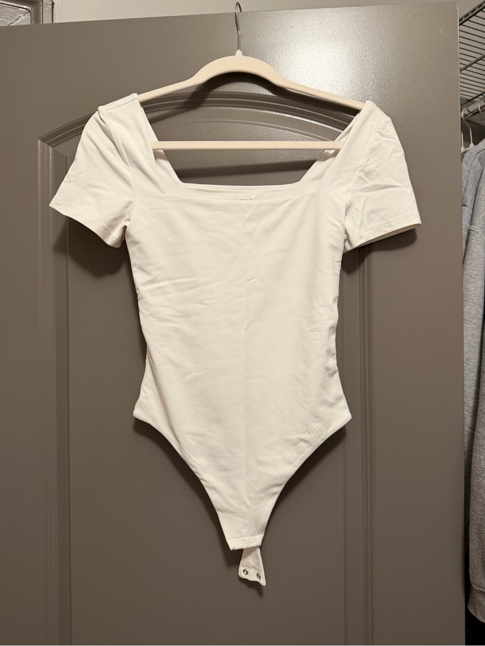 Aritzia White Square-Neck Short Sleeve Bodysuit